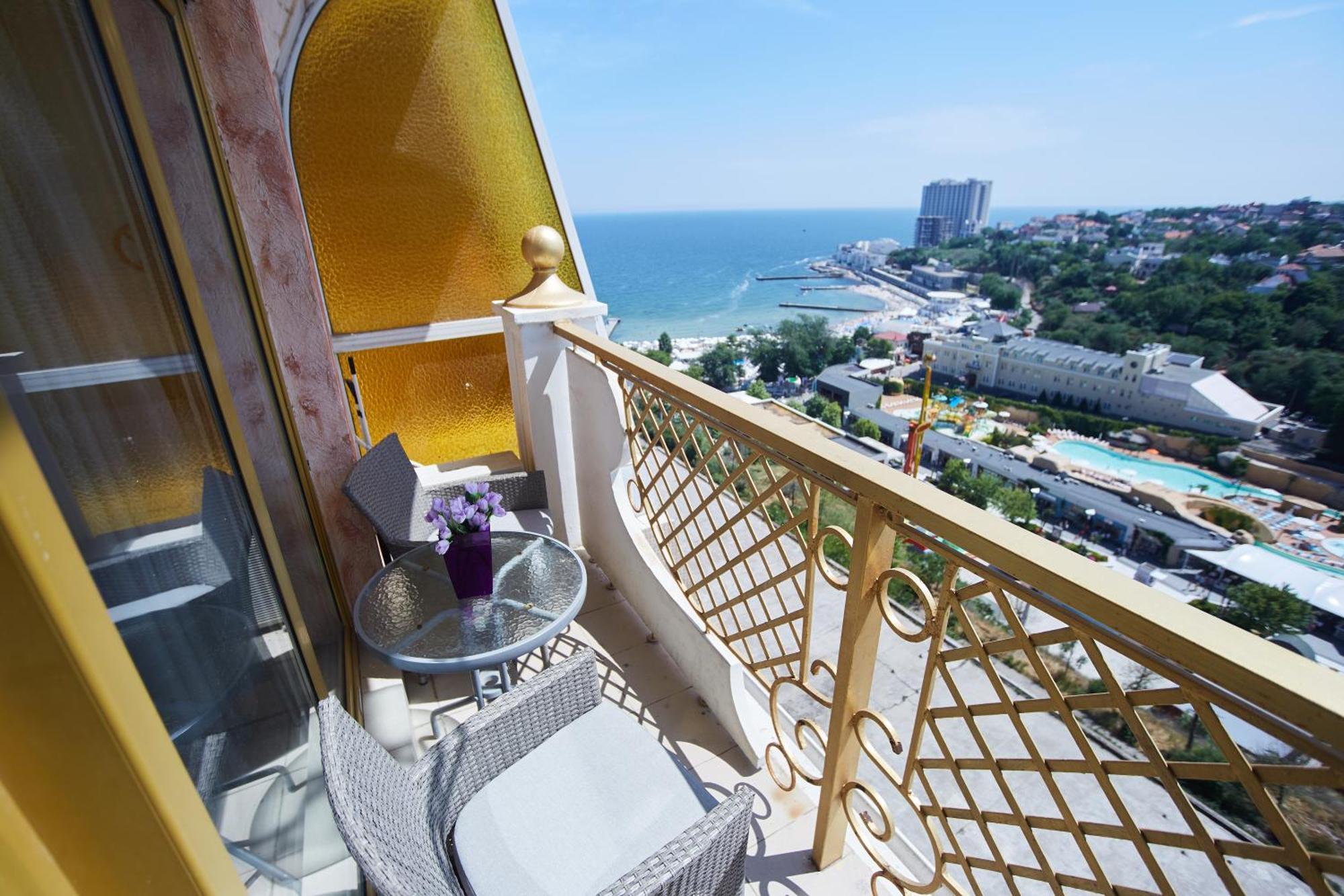 Arcadia Promenade Grand Apartments Odesa Habitación foto